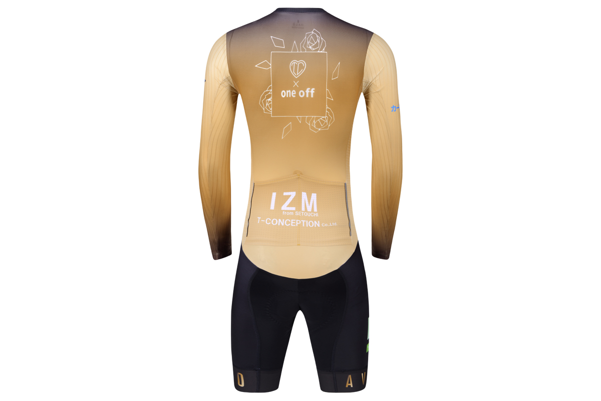 AVRLO-PRO スピードワンピース(背面)